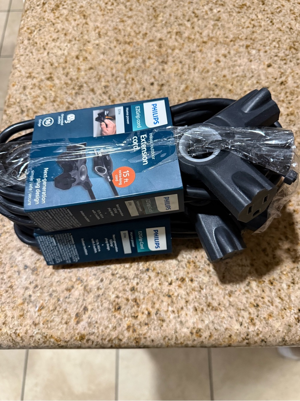 Philips Black and Teal Outdoor Extension Cord 15 ft